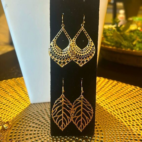 Lot of 3 gold dangle earrings - Picture 1 of 8